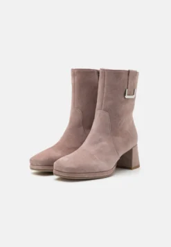 Gabor Comfort StivalettiDark-Rose Donna Stivaletti GAJ11N07C-B11 -Gabor 07163ba999cd421f80b1656a22c45fb7 scaled