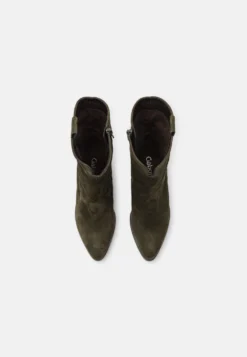 Gabor Comfort Stivaletti Texani / BikerKhaki Donna Stivaletti GAJ11N08C-N11 -Gabor 13fa08c086e84abd87f51166f8e5ffe0 scaled