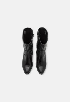 Gabor Comfort Stivali Texani / BikerBlack Donna Stivali GAJ11N08K-Q11 -Gabor 194e786d1d7340faab68129e29027112 scaled