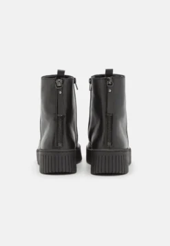 Gabor Stivaletti Con La Zeppa - Schwarz -Gabor 39c3f10565384125a54563ec9a05936c scaled