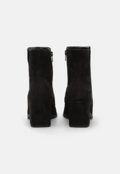 Gabor StivalettiSchwarz Donna Stivaletti GA111N1UE-Q11 9 Gabor StivalettiSchwarz Donna Stivaletti GA111N1UE-Q11 -Gabor 9264381a6477416d88ba3d3102a41680 scaled