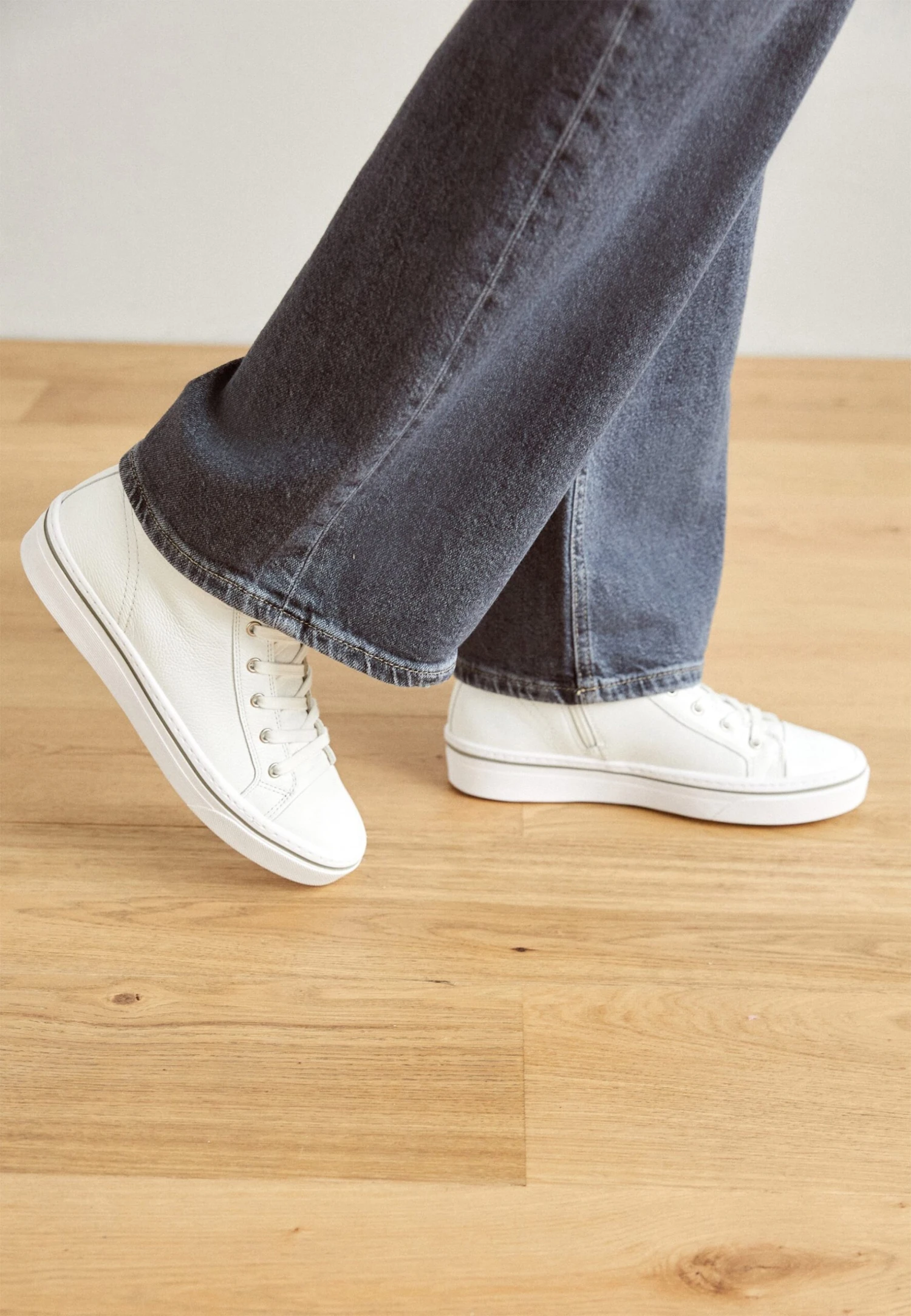 Gabor Sneakers AlteWeiss Donna Sneakers GA111A4YX-A11 2 Gabor Sneakers AlteWeiss Donna Sneakers GA111A4YX-A11 - immagine 2