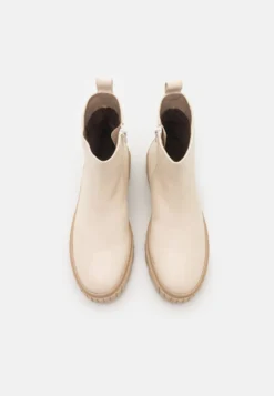 Gabor Stivaletti Con Plateau - Panna -Gabor cec9885b000d497caf19cfc557a79832 scaled