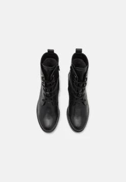 Gabor Comfort Stivaletti StringatiSchwarz Donna Stivaletti GAJ11N087-Q11 -Gabor d4a9377a70b34ca3aec423150767af10 scaled