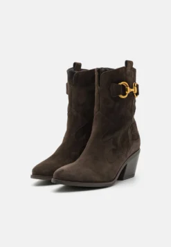 Gabor Comfort StivalettiBrown/Gold Donna Stivaletti GAJ11N06Y-O11 -Gabor e4742d5558a24c318b69a79140ce35d4 scaled