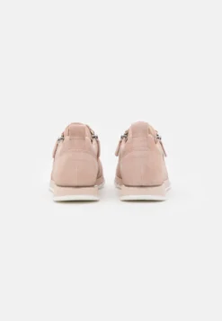 Gabor Sneakers Basse - Rouge -Gabor f08ce917c4734c18b431ac480655633b scaled